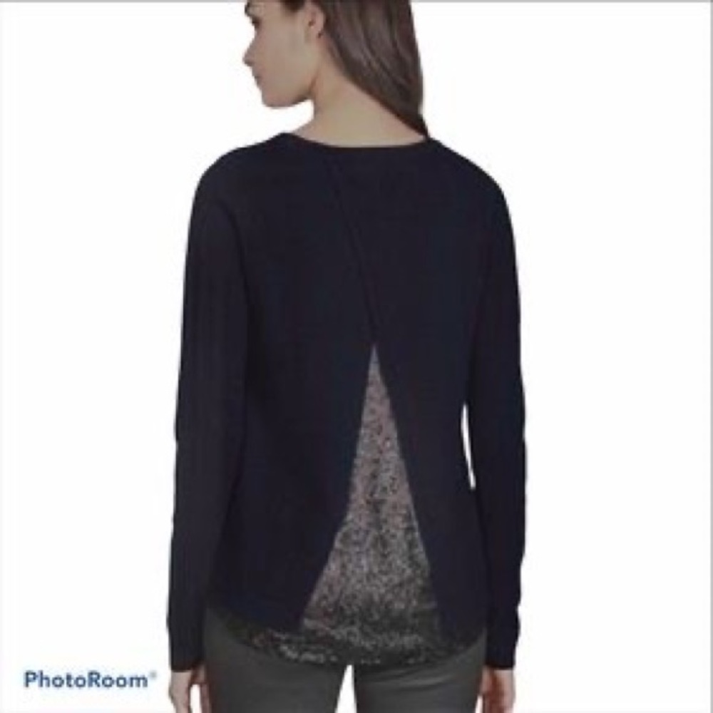 ⭐️NWT Boden split back sweater with sequin underlay⭐️